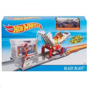 HOT WHEELS FJN36 CITY POŽÁR NA STANICI